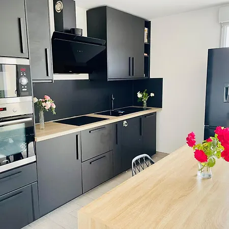 F2 56m2 - Arena Gd Paris - Parc Des Expositions - Aeroport Paris Cdg *